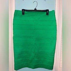 NWT NY&Co Green Pencil Skirt. Elastic band. MSRP $49.95.